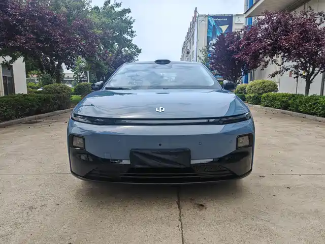 2025 Leapmotor B01