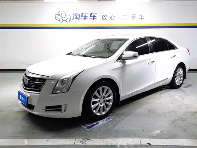 CADILLAC  XTS 2017