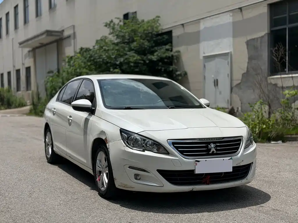 Peugeot 408 2014 1.8L AT Luxury