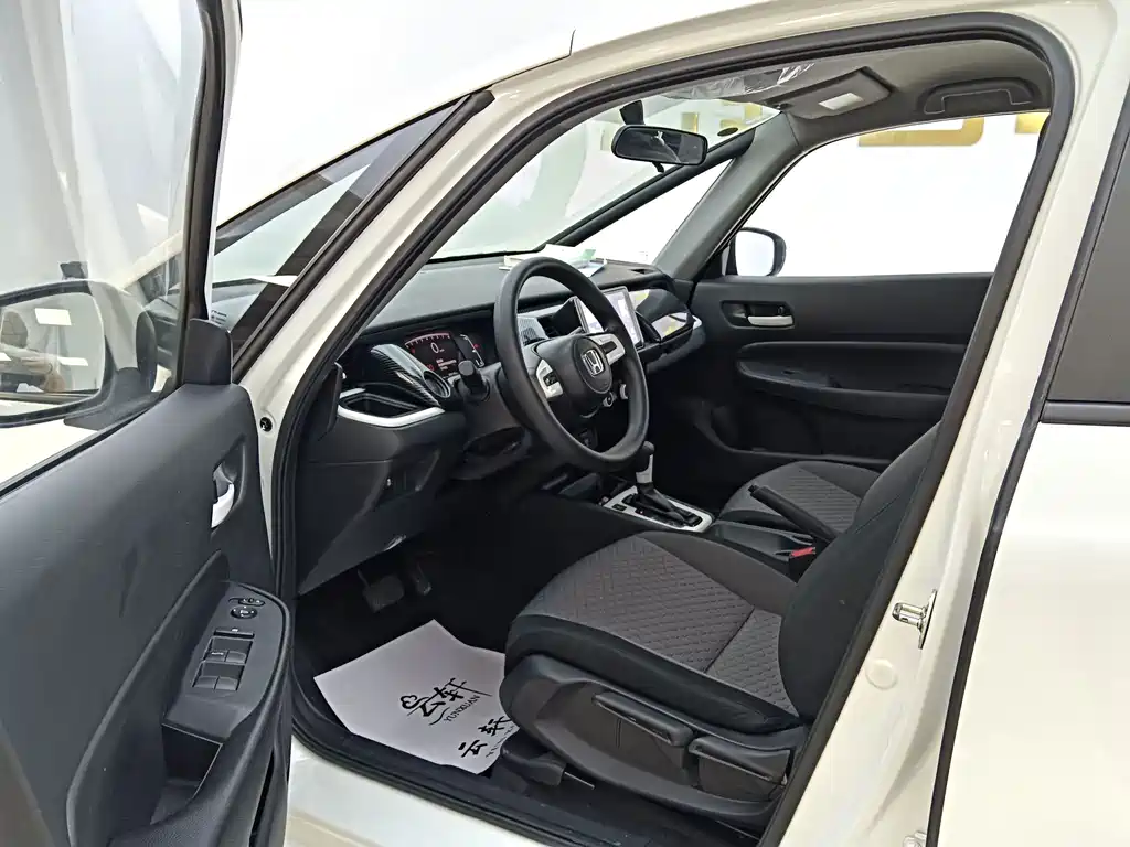 Honda Fit — миниатюра 10