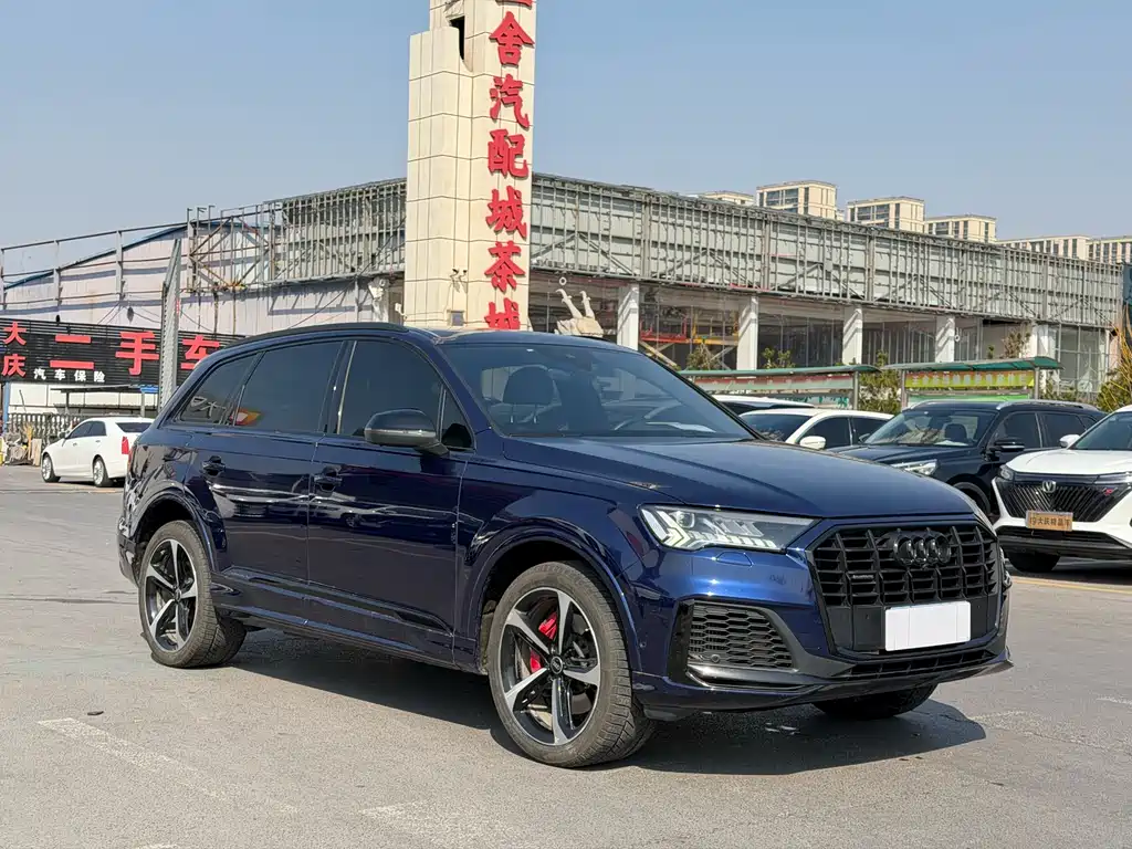 Audi Q7 2022 55 TFSI quattro S line Sport