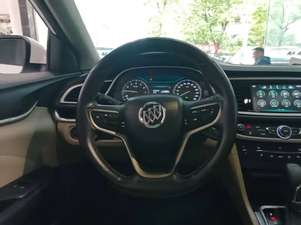 Buick Excelle — миниатюра 11