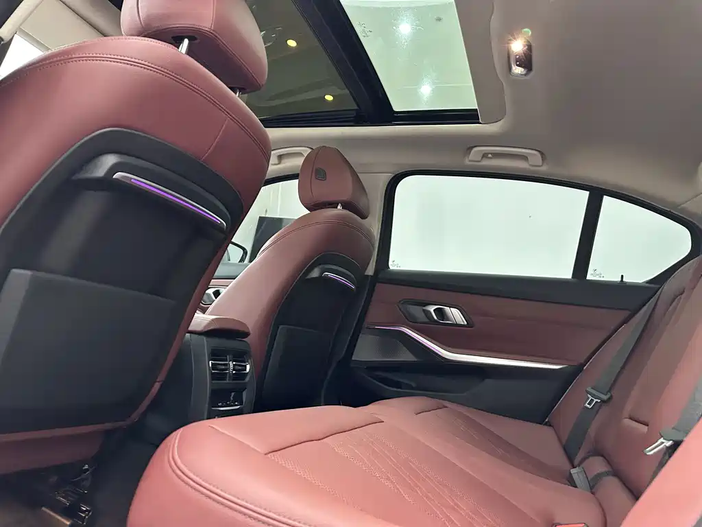 BMW 3 Series — миниатюра 14