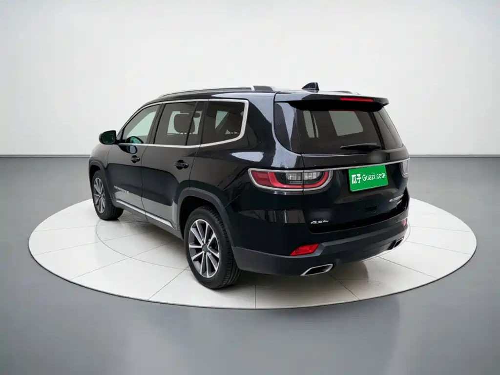 Jeep Grand Commander — миниатюра 4
