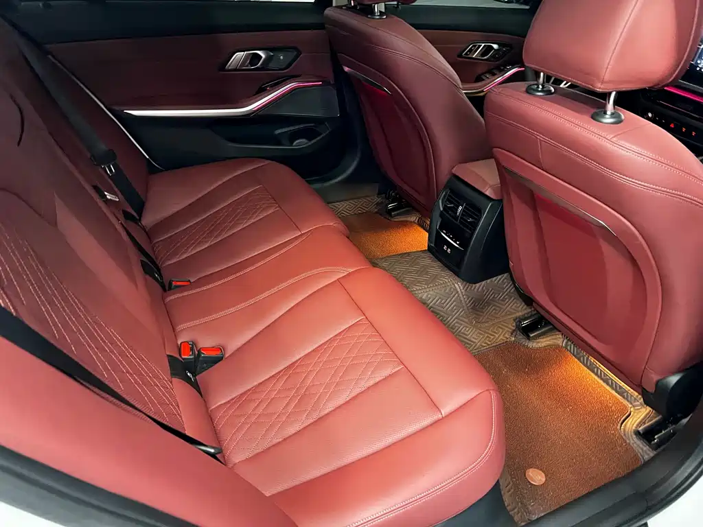 BMW 3 Series — миниатюра 17
