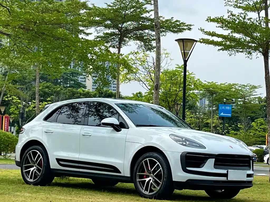 Porsche Macan — миниатюра 3