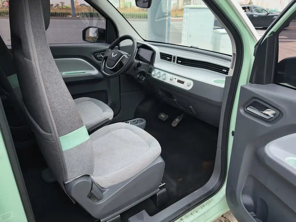 Wuling MINIEV — миниатюра 14