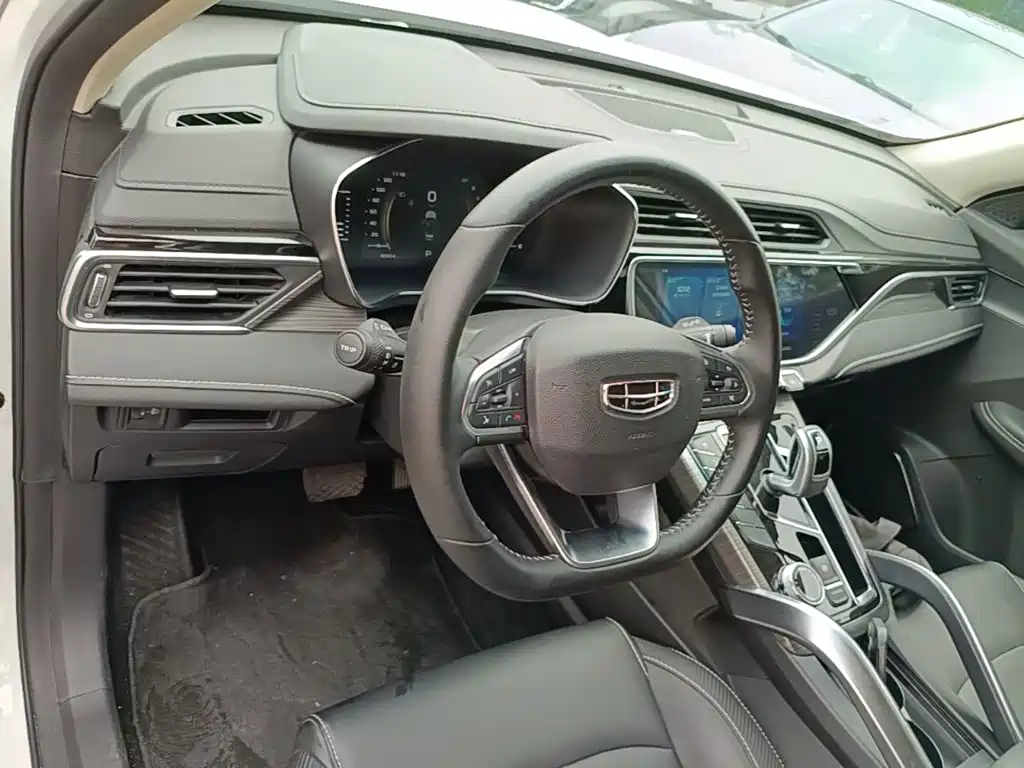 Geely Boyue — миниатюра 10