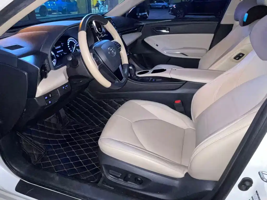 Toyota Avalon — миниатюра 10