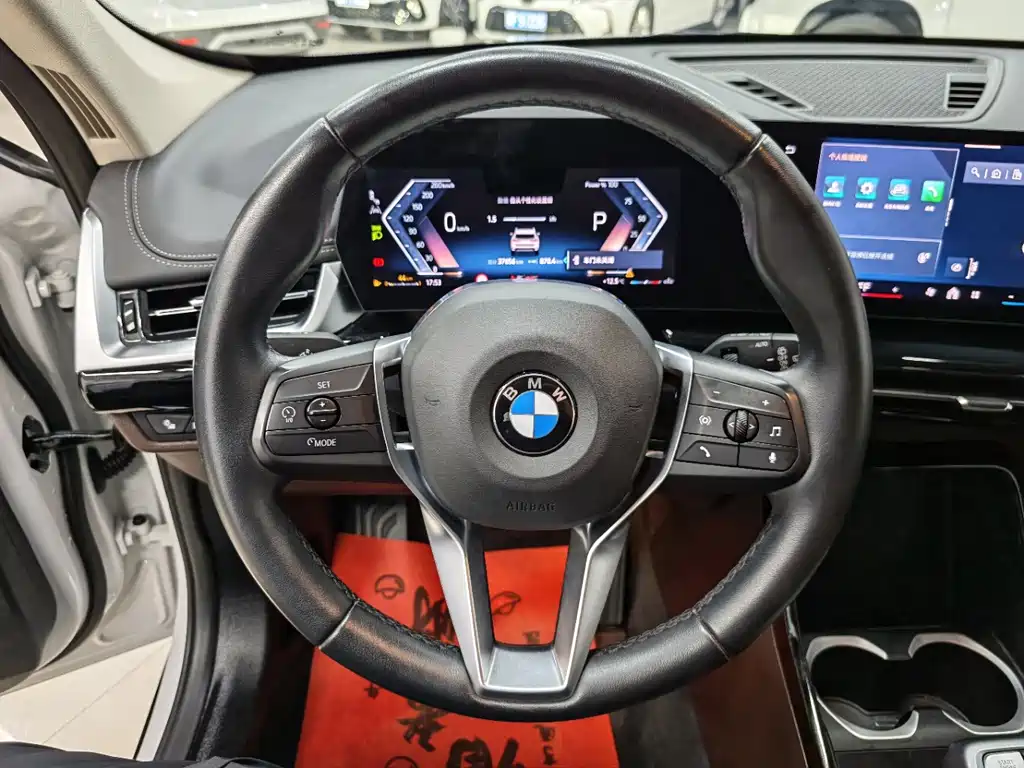 BMW X1 — миниатюра 7