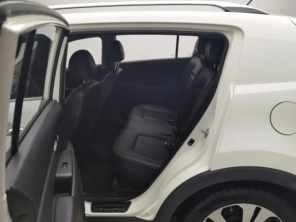 Kia Sportage — миниатюра 15