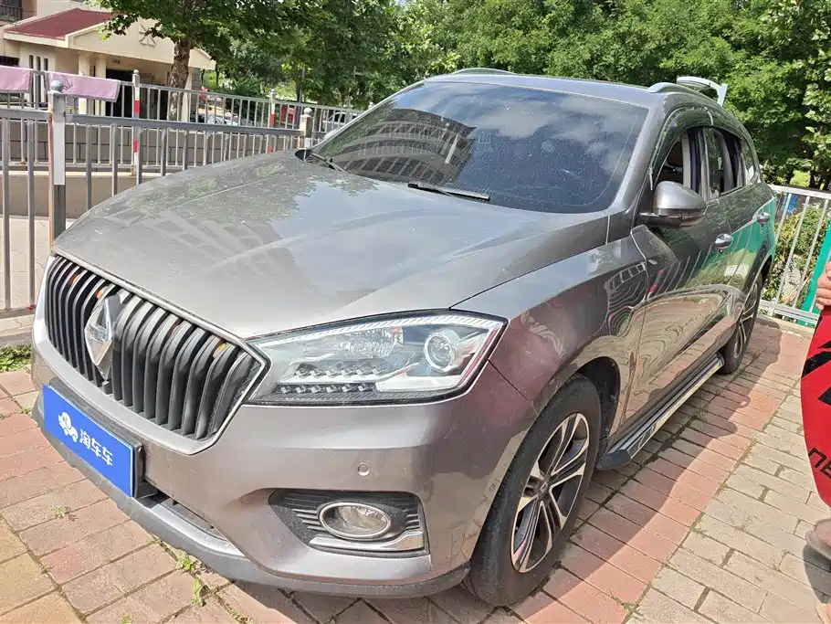 Borgward BX7 2016 28T 2WD Luxury Edition 5 seats