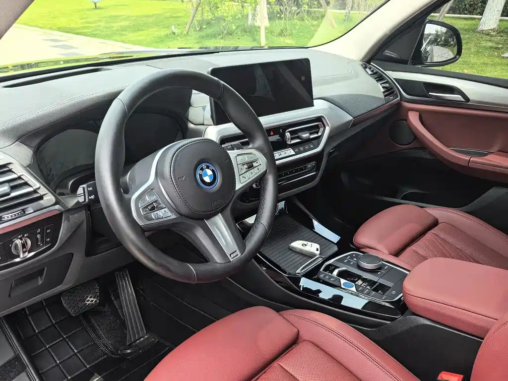 BMW iX3 — миниатюра 5
