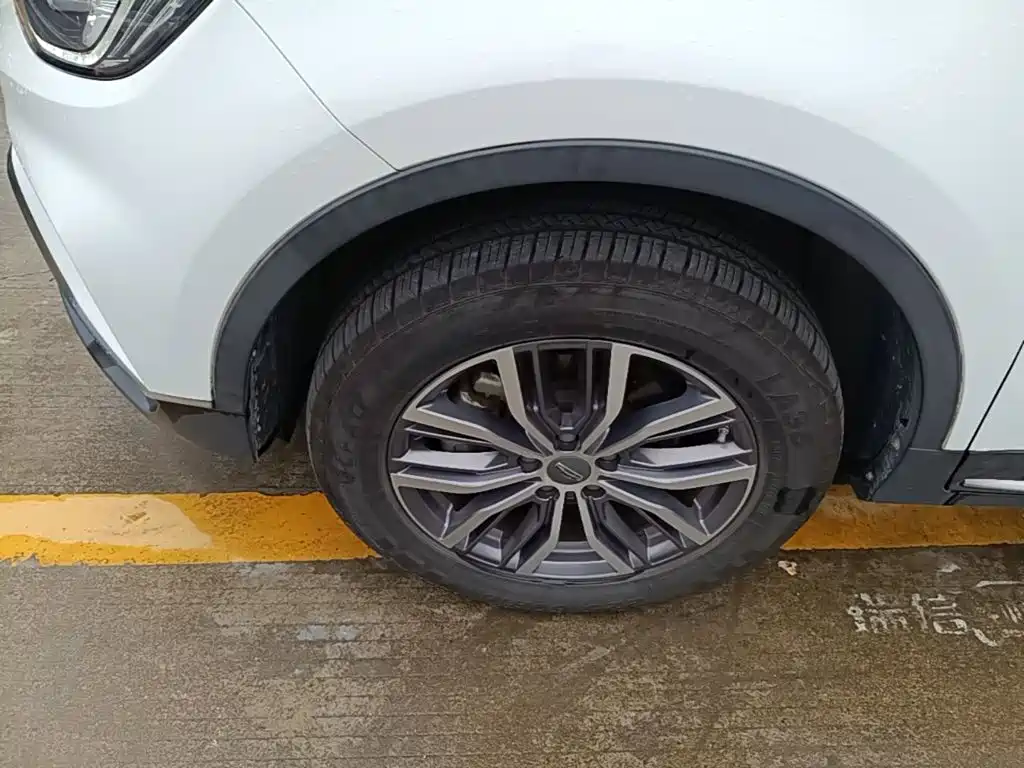 Geely Boyue — миниатюра 23