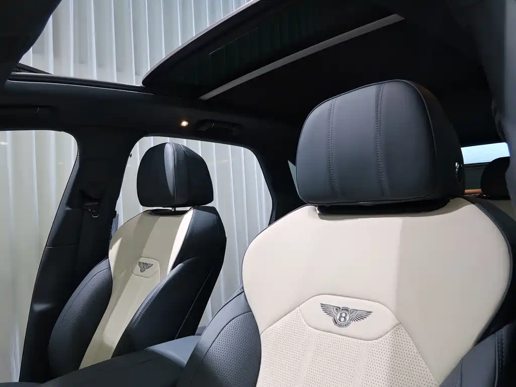Bentley Bentayga — фотографии объявления, Фото 16