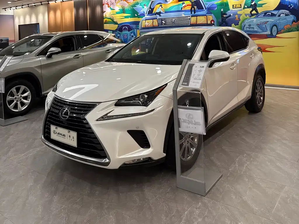 Lexus NX 2019