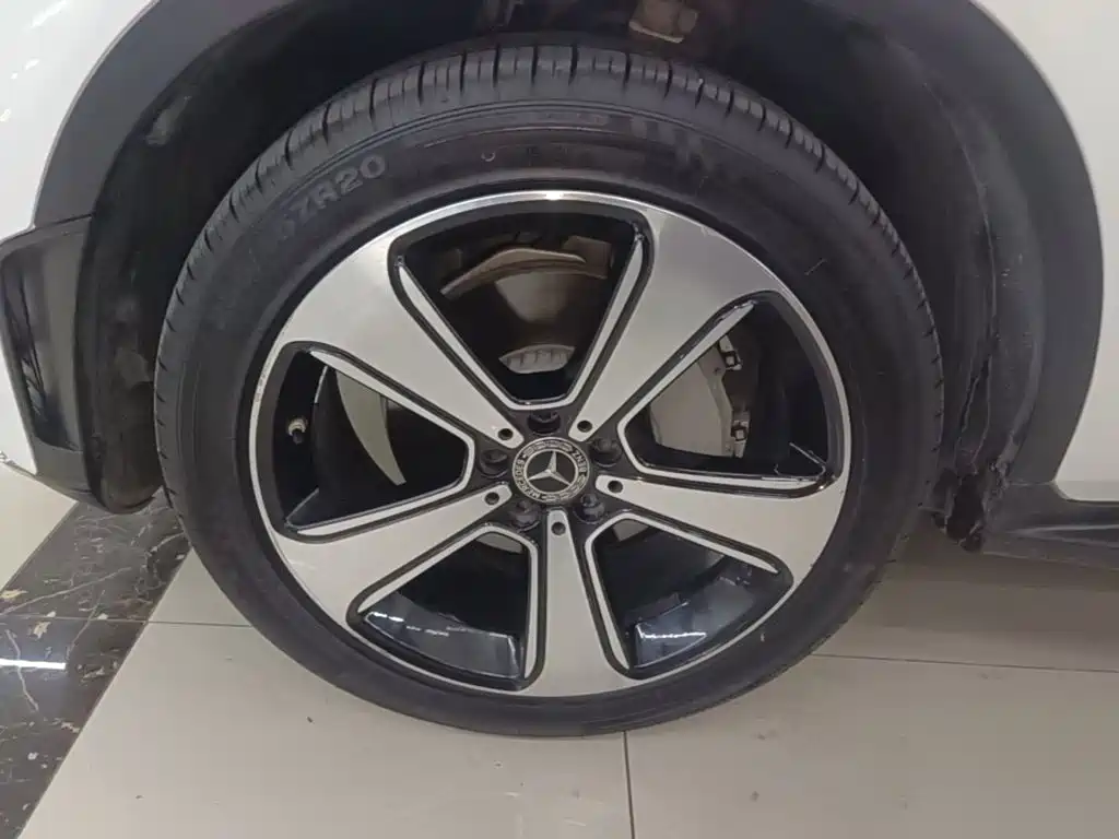 Mercedes-Benz GLC — миниатюра 23