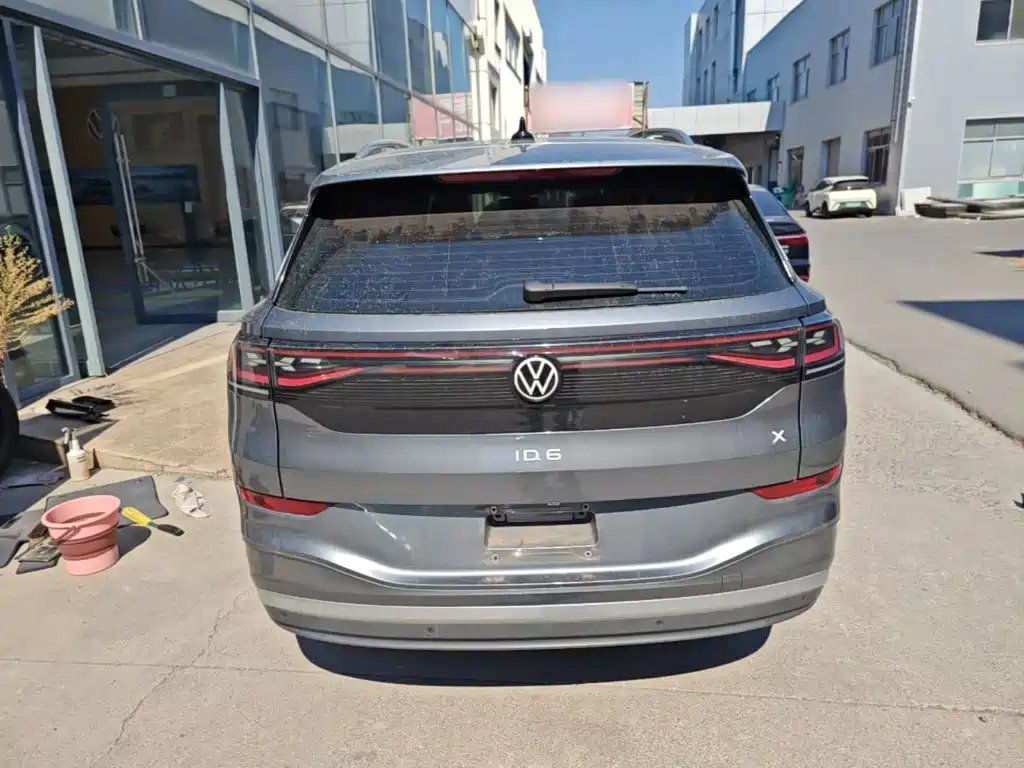 Volkswagen ID.6 X — миниатюра 6