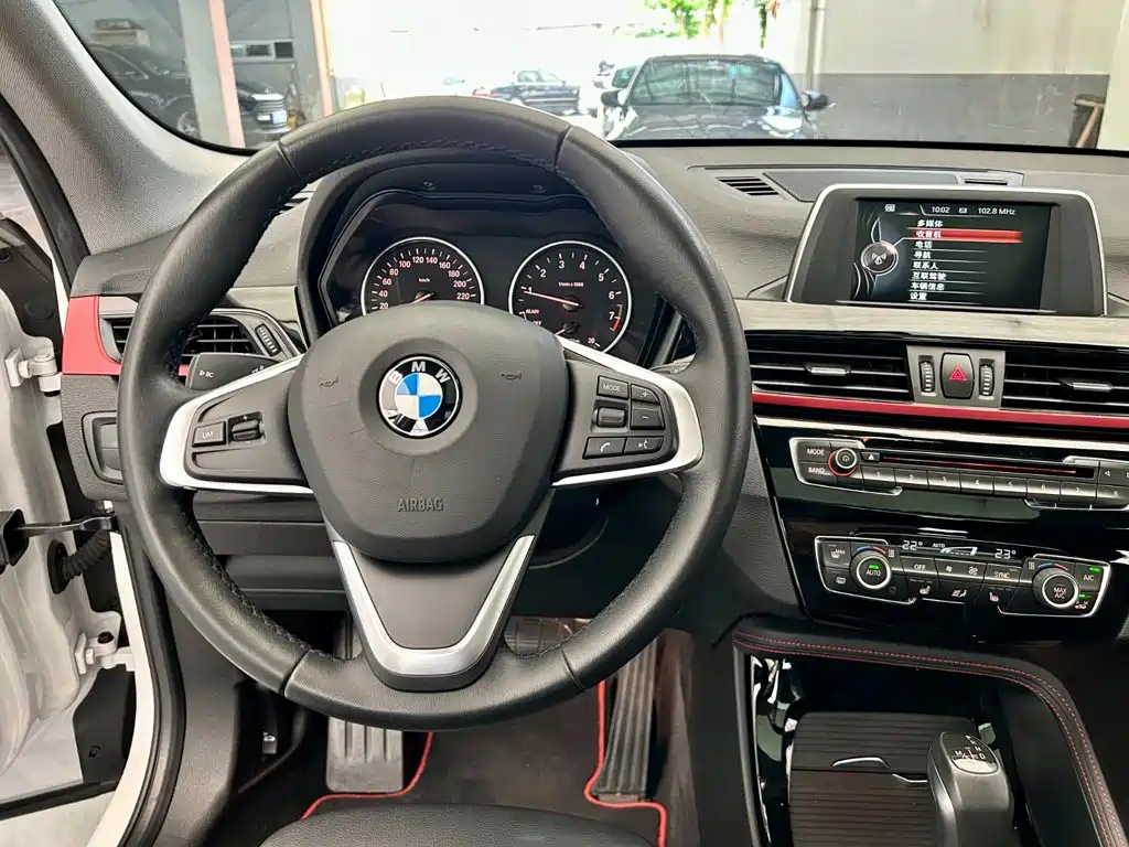 BMW X1 — миниатюра 13