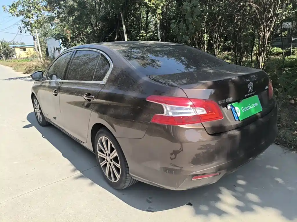 Peugeot 408 — миниатюра 5