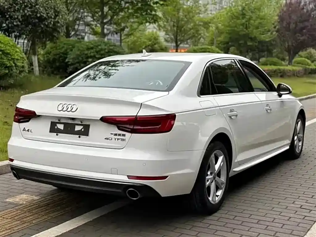 Audi A4L 2017 Plus 40 TFSI Sport