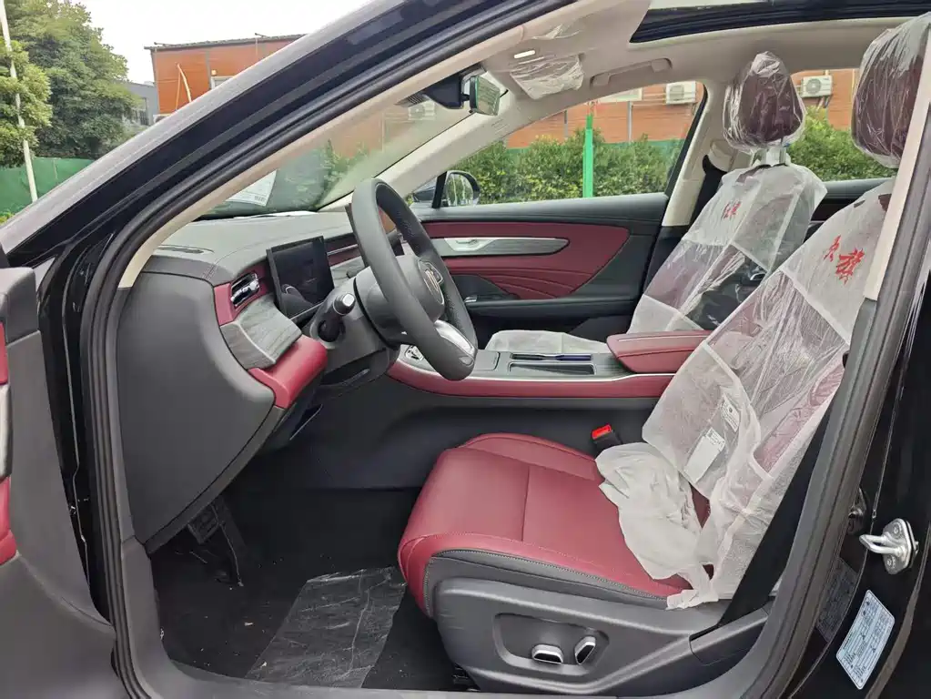Hongqi H5 2026 2.0T AT Pro