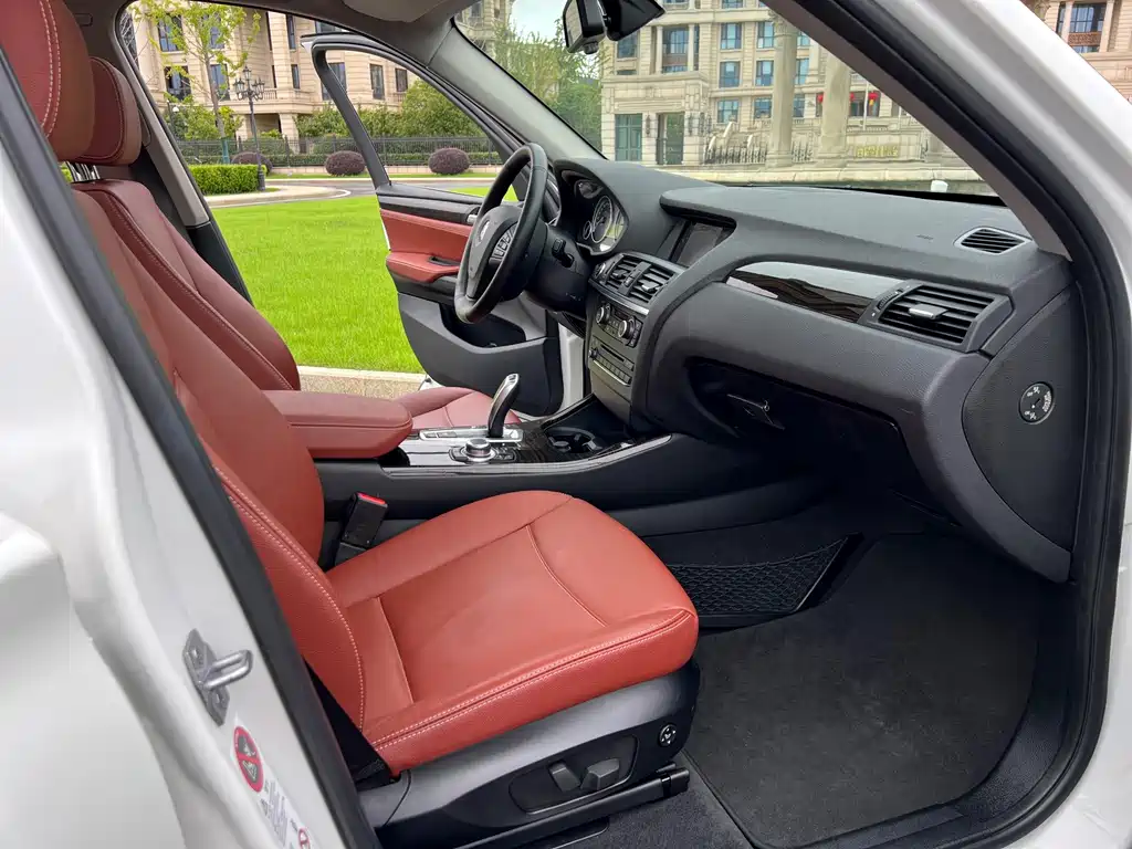BMW X3 (Import) — миниатюра 13