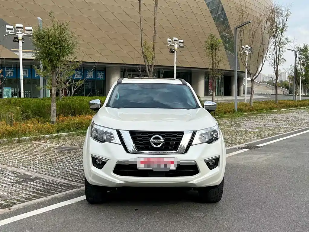 Nissan Terra — миниатюра 2