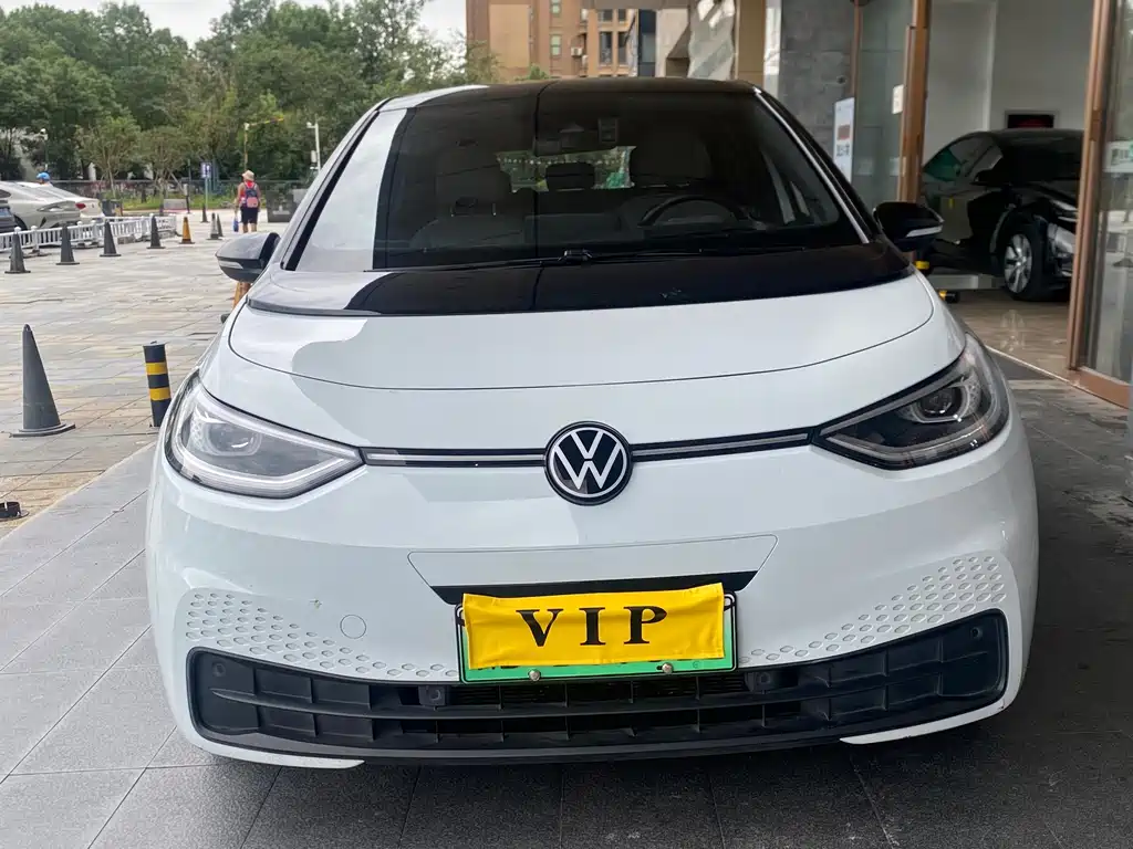 Volkswagen ID.3 — миниатюра 2