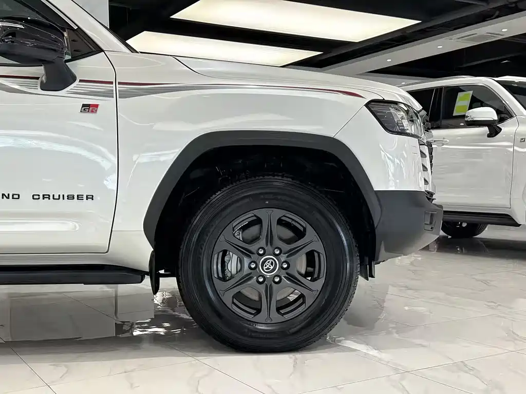 Toyota Land Cruiser 2025 3.5L AT