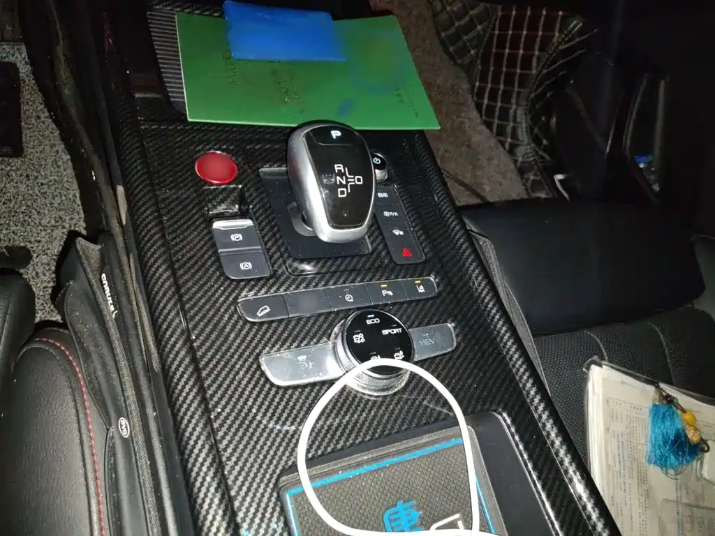 BYD Tang New Energy — миниатюра 7
