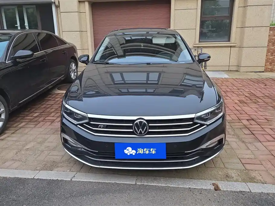 Volkswagen Magotan 2021 330TSI DSG 30