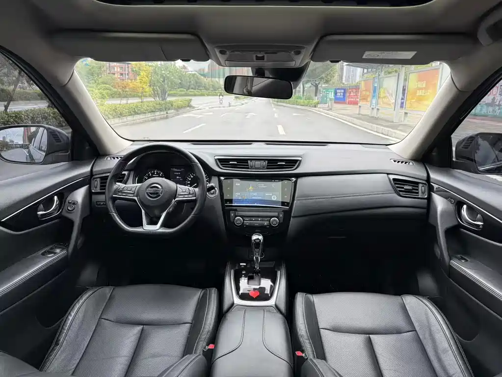 Nissan X-Trail — миниатюра 5