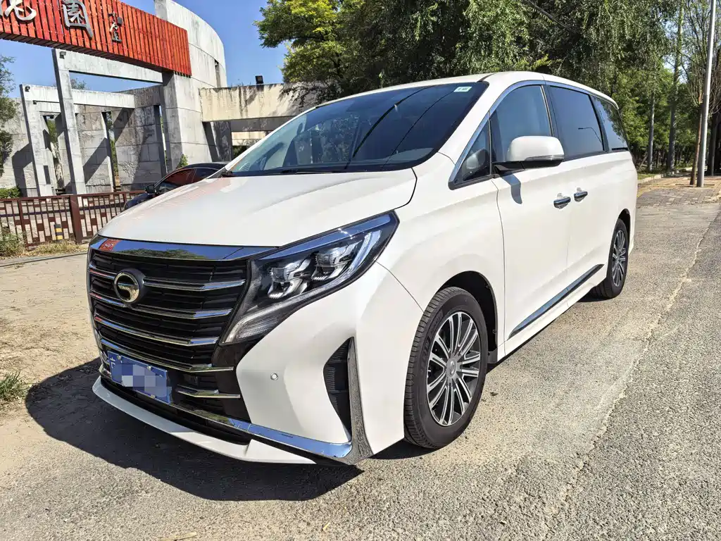 GAC Motor Trumpchi M8