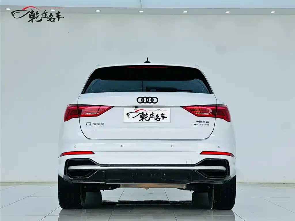 Audi Q3 2022 35 TFSI