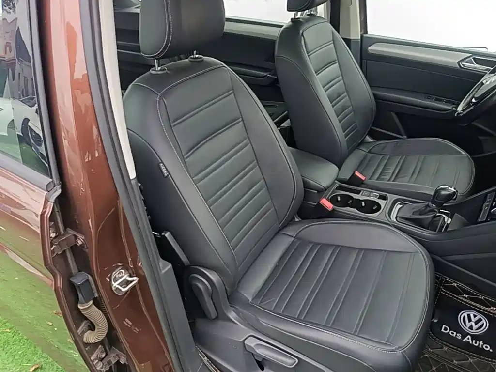Volkswagen Touran — миниатюра 25
