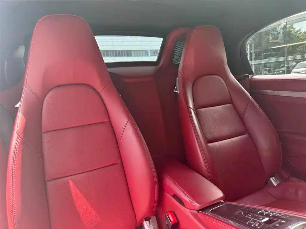 Porsche 718 2018 Boxster 2.0T