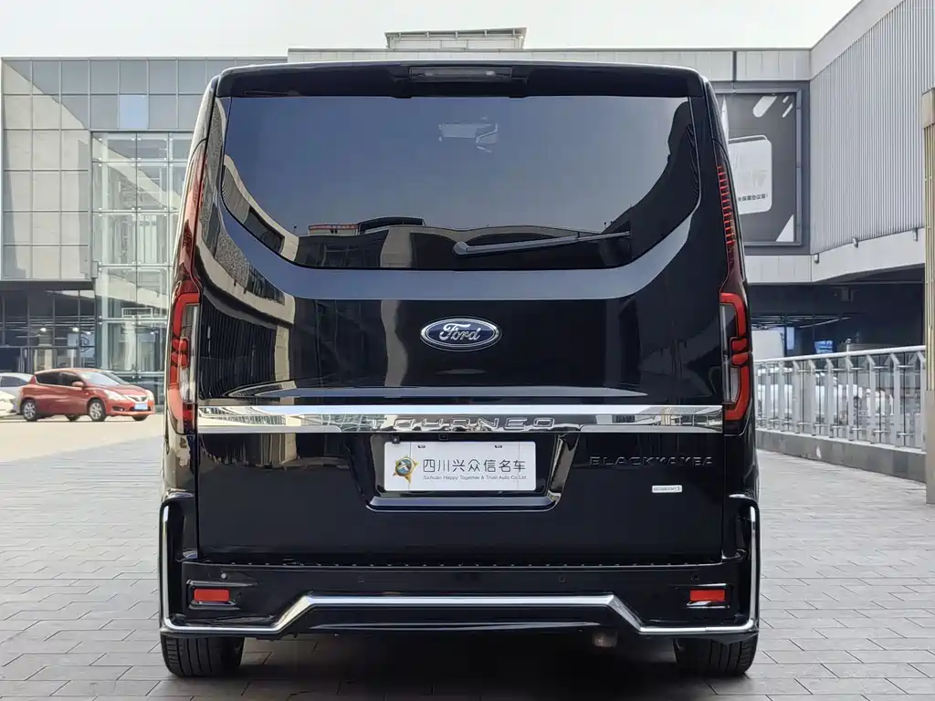 Ford Tourneo 2024 2.0T AT Plus