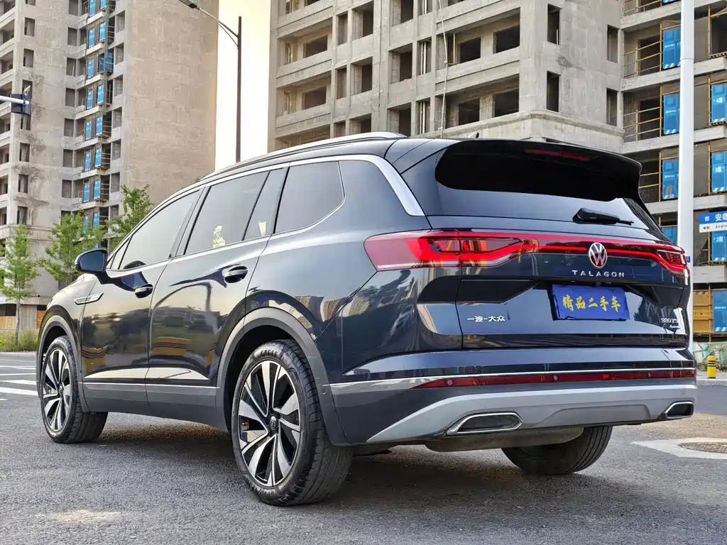Volkswagen Viloran 2023 380TSI R-Line