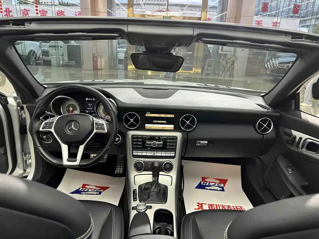 Mercedes-Benz SLK-Class — миниатюра 9