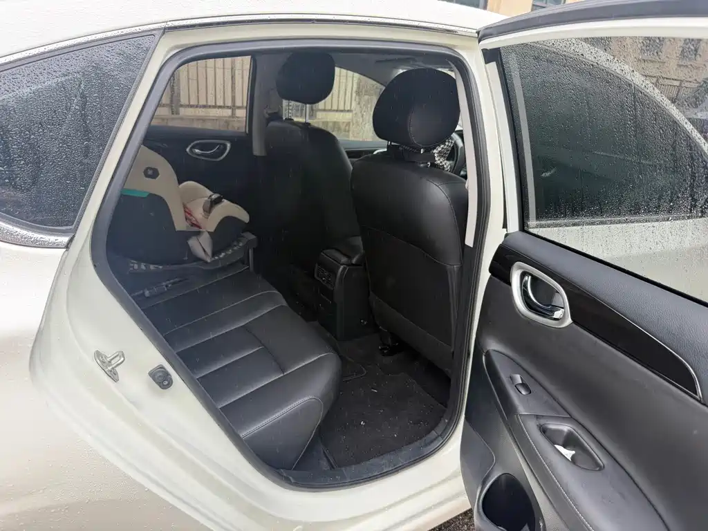 Nissan Sylphy — миниатюра 8