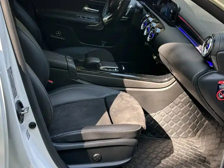Mercedes-Benz A-Class — миниатюра 14