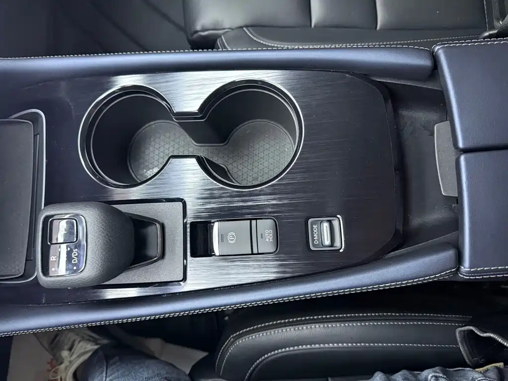 Nissan Qashqai — миниатюра 16