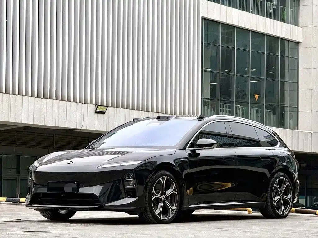 NIO ET5T
