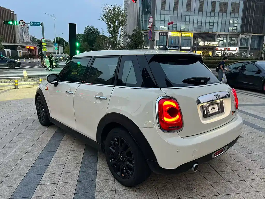 MINI Mini — миниатюра 9