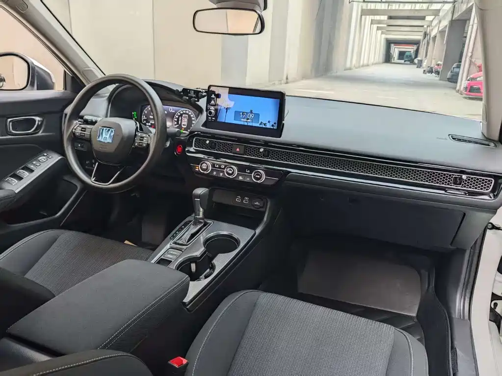 Honda Civic 2023 240TURBO CVT