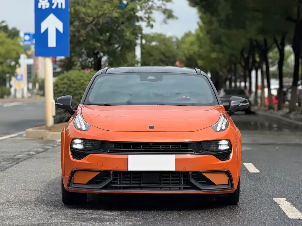 Lynk & Co 02 Hatchback — миниатюра 2