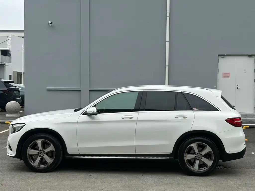 Mercedes-Benz GLC — миниатюра 7
