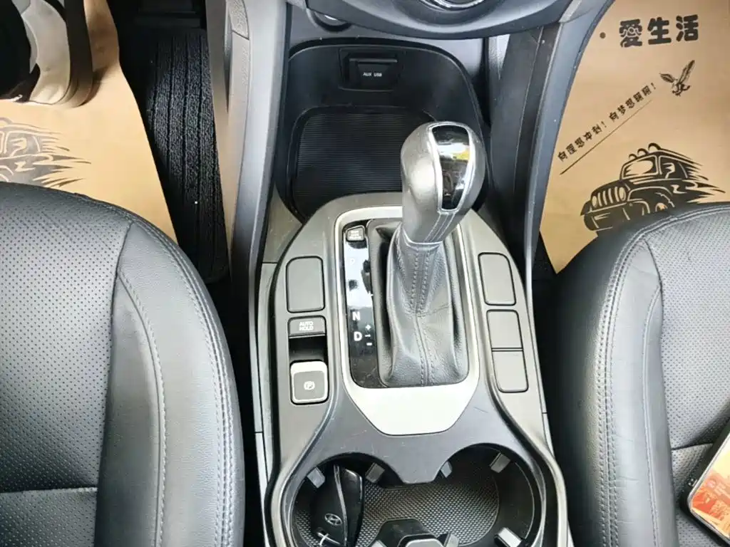 Hyundai Santa Fe — миниатюра 14