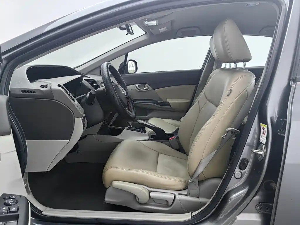 Honda Civic — миниатюра 10